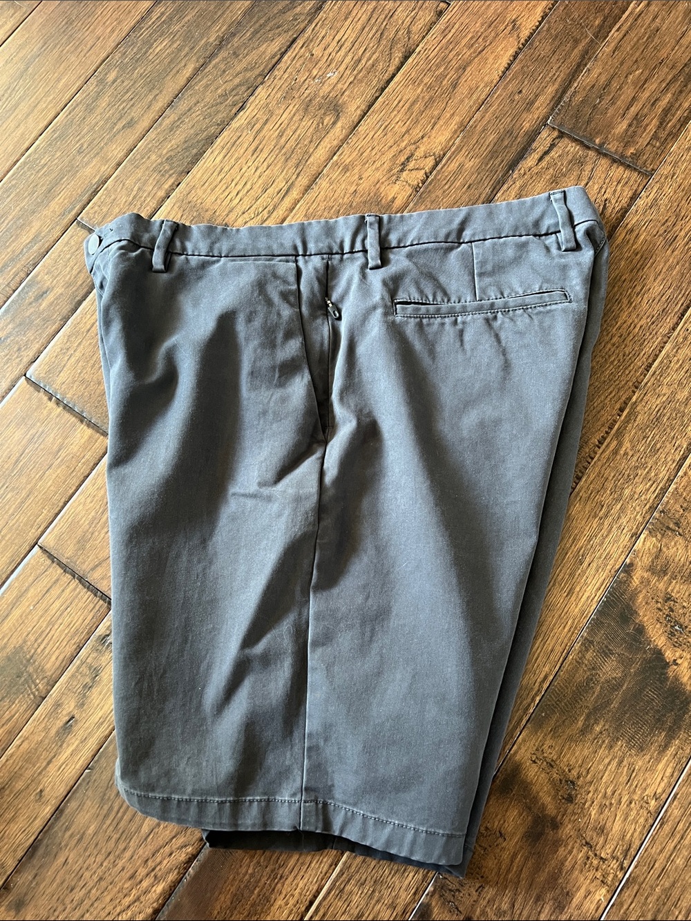 Old Navy Men's Charcoal Flat-Front Casual Shorts